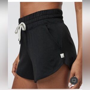 Vuori Halo Performance Shorts (small)